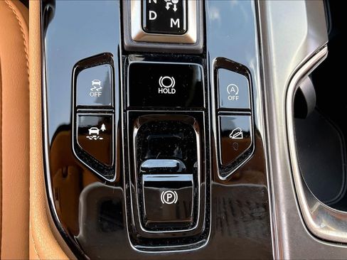 Certified 2026 Lexus NX 350 AWD w/ Cold Area Package image 32