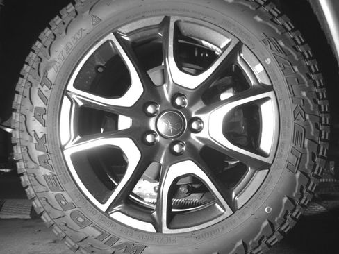 Used 2025 Jeep Compass Trailhawk AWD/4WD image 15