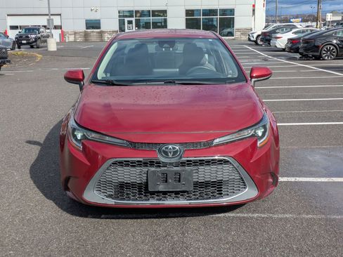 Used 2022 Toyota Corolla LE image 8