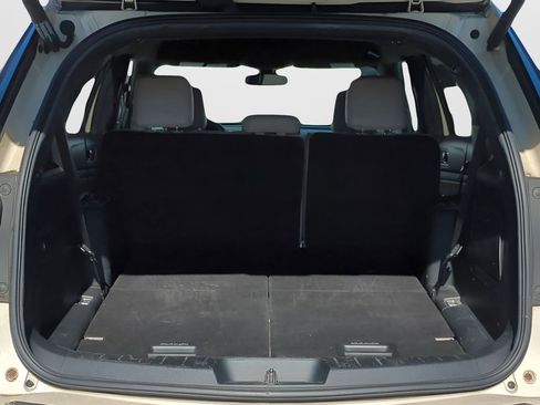 Used 2018 Ford Explorer XLT w/ Equipment Group 202A image 13