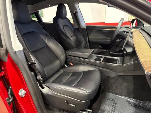 Used 2023 Tesla Model Y Performance AWD/4WD image 19