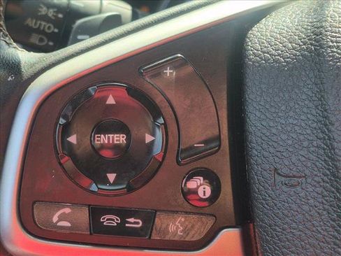 Used 2021 Honda Civic Touring image 10