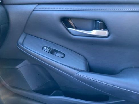 Used 2021 Nissan Sentra SV image 32