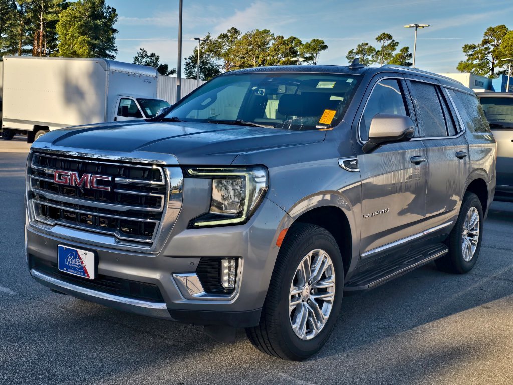 Certified 2021 GMC Yukon SLT w/ SLT Premium Package AWD/4WD image 7