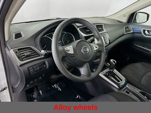 Used 2017 Nissan Sentra SR w/ Driver's Assist Package FWD image 15
