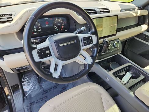 Used 2022 Land Rover Defender 110 XS Edition AWD/4WD image 14