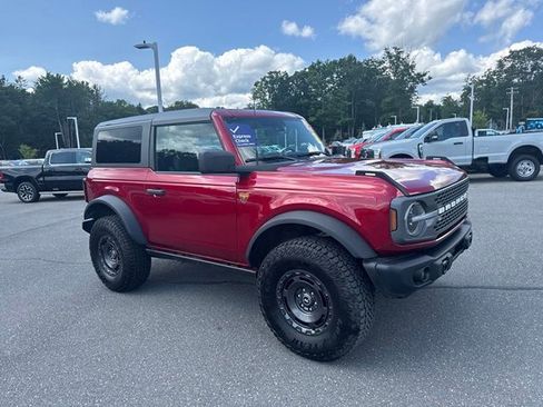 Certified 2025 Ford Bronco Badlands w/ Sasquatch Package AWD/4WD image 16
