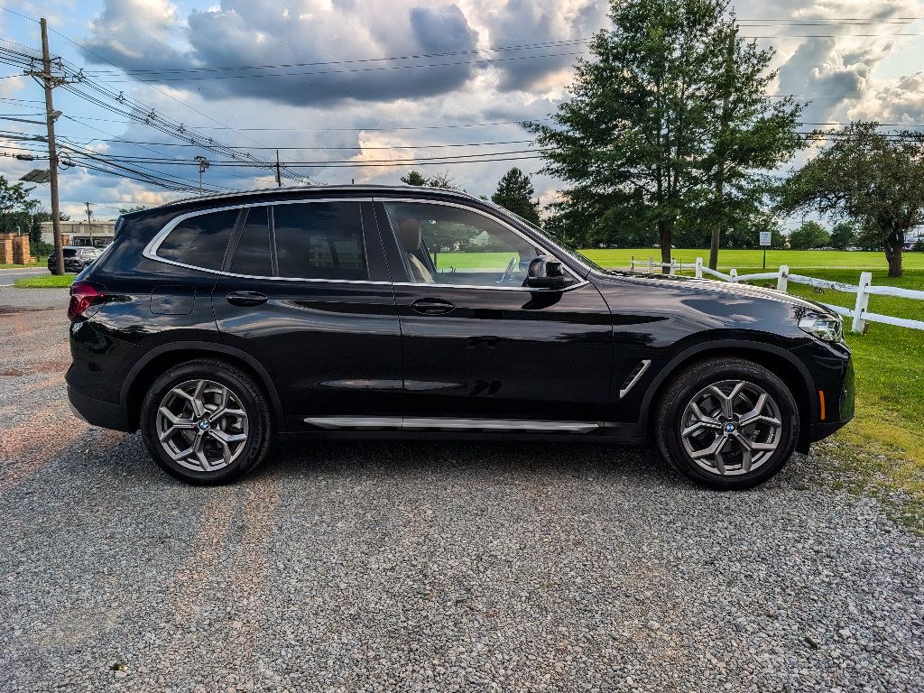 Used 2023 BMW X3 xDrive30i w/ Premium Package w/ZPA AWD/4WD image 4