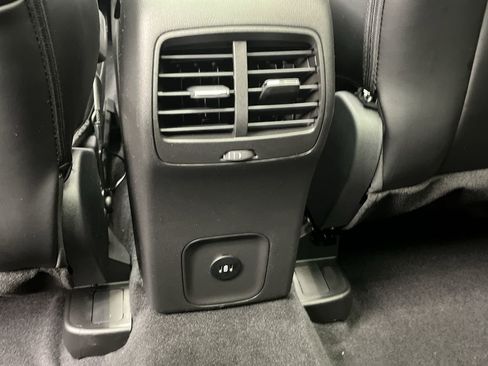 New 2026 Ford Escape ST-Line w/ Tech Pack #1 AWD/4WD image 13