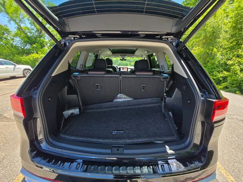 New 2026 Volkswagen Atlas Peak Edition AWD/4WD image 15