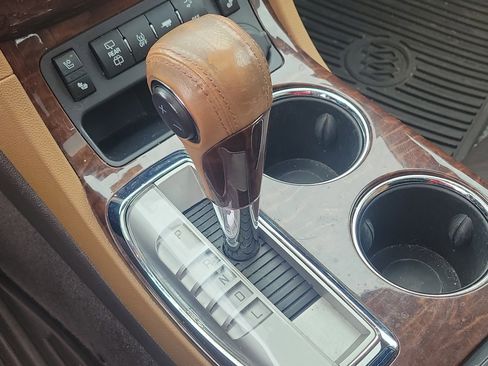 Used 2015 Buick Enclave Premium w/ Experience Buick Package image 19