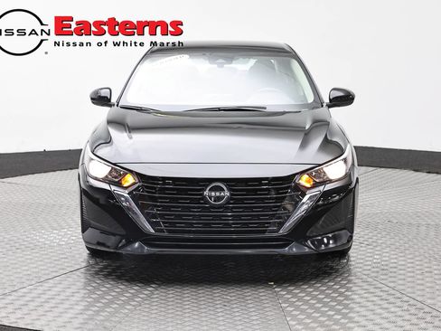 Used 2024 Nissan Sentra SV FWD image 2