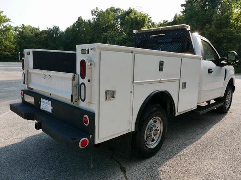Used 2019 Ford F350 XL w/ XL Value Package AWD/4WD image 6