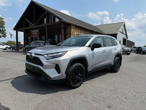 Used 2023 Toyota RAV4 LE FWD image 2