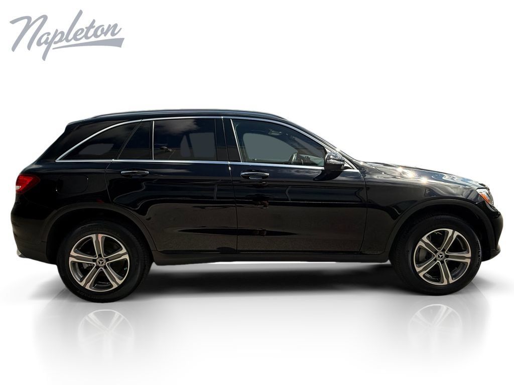 Used 2019 Mercedes-Benz GLC 300 4MATIC image 7