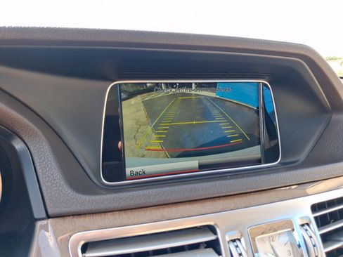 Used 2015 Mercedes-Benz E 350 Sedan image 21