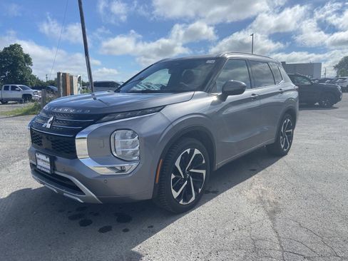 Used 2022 Mitsubishi Outlander SEL AWD/4WD image 3