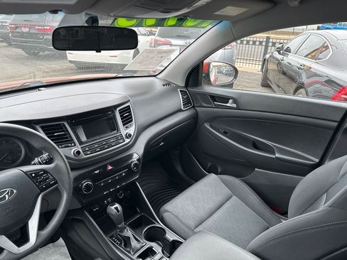Used 2017 Hyundai Tucson SE image 20
