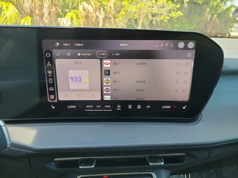 New 2026 Audi Q3 quattro 2.0T AWD/4WD image 24