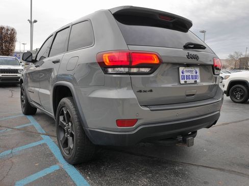 Used 2021 Jeep Grand Cherokee Freedom Edition image 8