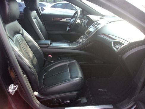 Used 2018 Lincoln MKZ Reserve FWD image 14