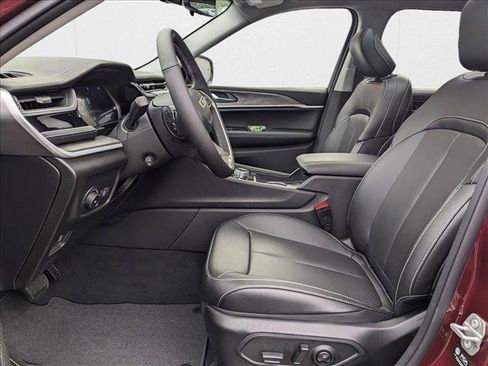 New 2024 Jeep Grand Cherokee L Limited w/ Luxury Tech Group II image 4