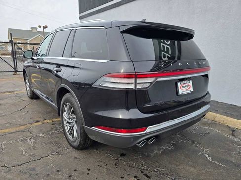 Used 2023 Lincoln Aviator AWD image 7