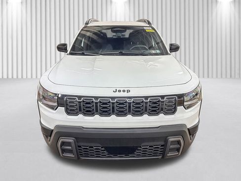 New 2026 Jeep Cherokee Laredo image 11