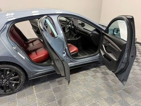 Used 2024 MAZDA MAZDA3 s image 20