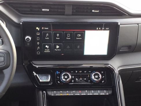 Used 2024 GMC Sierra 1500 AT4X image 6