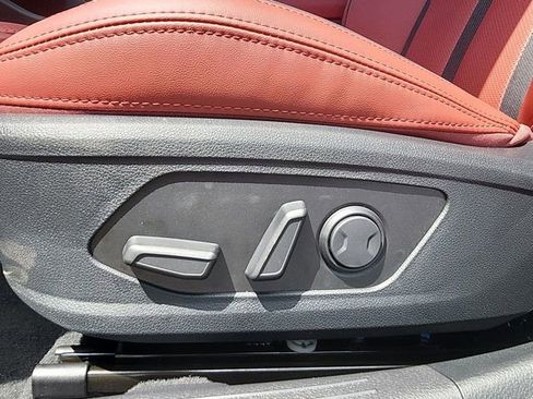 Used 2023 Kia K5 GT-Line image 15