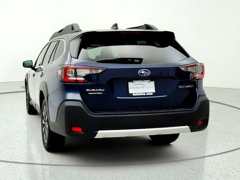 Used 2023 Subaru Outback Limited AWD/4WD image 6