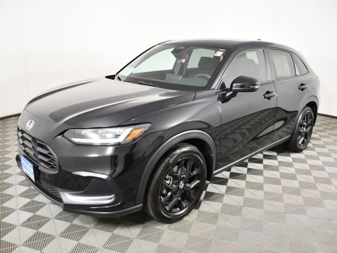 Certified 2025 Honda HR-V Sport image 10