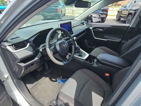 Certified 2025 Toyota RAV4 XLE AWD/4WD image 24