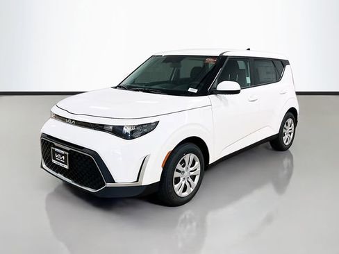New 2025 Kia Soul LX image 3