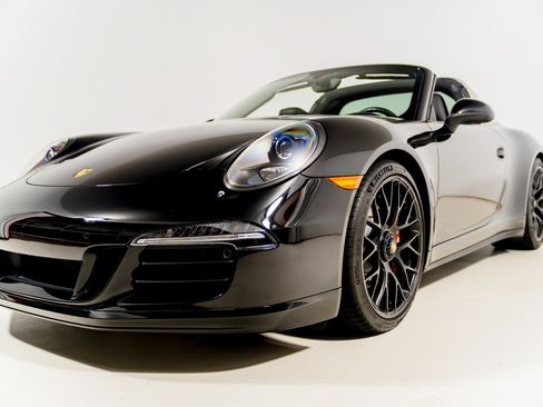 Used 2016 Porsche 911 Targa 4 GTS AWD/4WD image 43