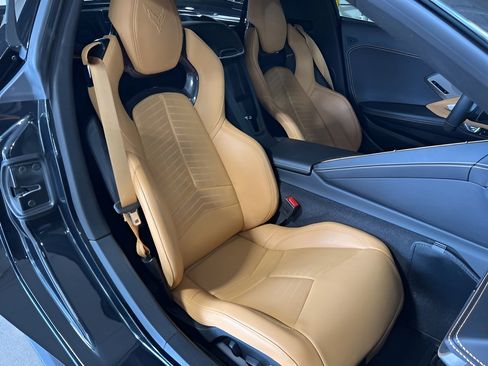 Used 2024 Chevrolet Corvette Stingray Preferred Cpe w/ Z51 Performance Package image 28