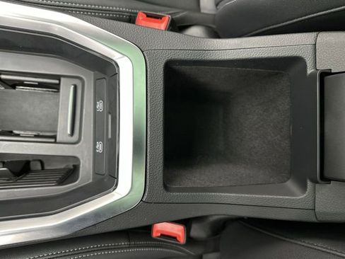 Certified 2024 Audi Q8 e-tron Premium Plus image 21