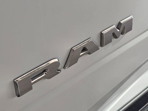 Used 2024 RAM 2500 Big Horn image 9