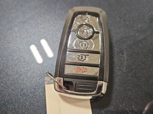 Used 2024 Lincoln Navigator Reserve image 28