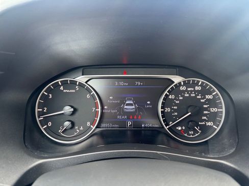 Used 2024 Nissan Altima 2.5 SV image 13