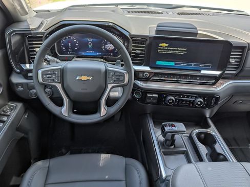 New 2026 Chevrolet Silverado 1500 LTZ w/ LTZ Premium Texas Edition RWD image 4