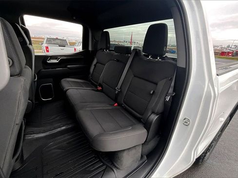 Used 2023 GMC Sierra 1500 Elevation image 27
