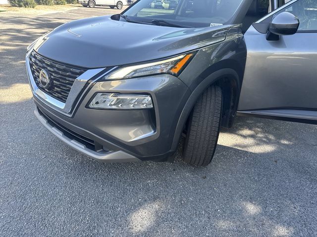 Used 2023 Nissan Rogue SV FWD image 30
