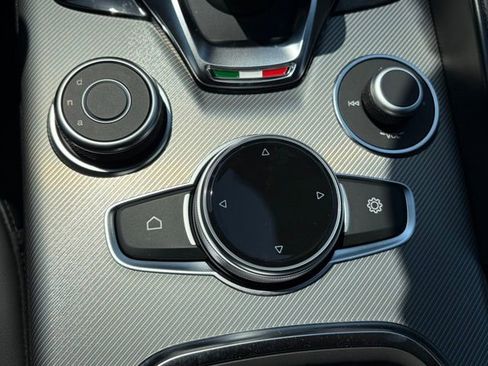 New 2026 Alfa Romeo Giulia AWD w/ Driving Assist Package image 33
