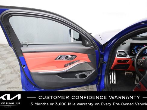 Used 2023 BMW M3 Competition w/ M Carbon Exterior Package AWD/4WD image 9