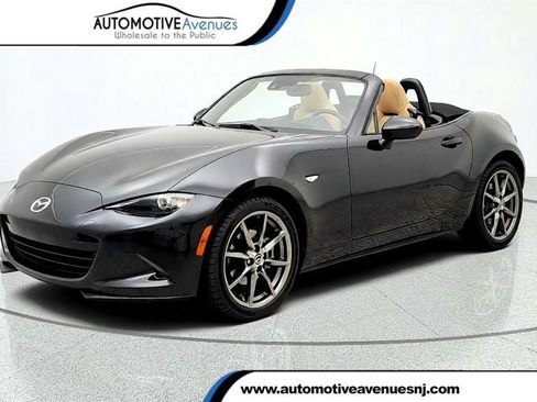 Used 2016 MAZDA MX-5 Miata Grand Touring RWD image 1