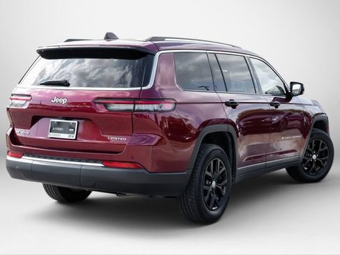 Used 2023 Jeep Grand Cherokee L Limited w/ Trailer Tow Group (B) AWD/4WD image 6