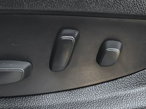 Used 2017 GMC Sierra 2500 SLT image 28