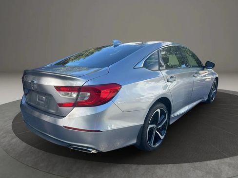 Used 2019 Honda Accord Sport image 10